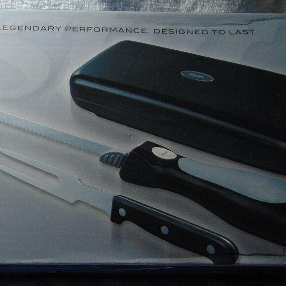New Oster Electric Knife with Case and Stainless Steel Carving Fork - Picture 2 of 4